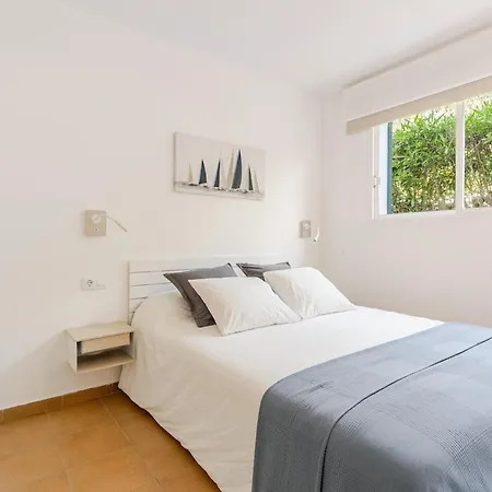 Recien Reformado Con Jardin En Arenal De Castell Es Mercadal