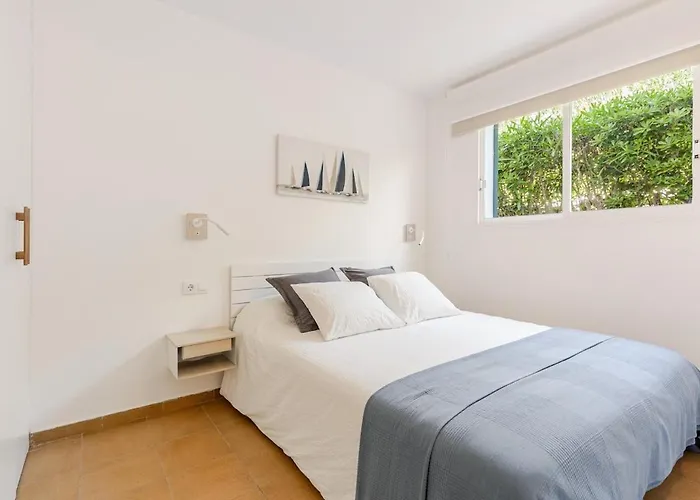 Recien Reformado Con Jardin En Arenal De Castell Es Mercadal