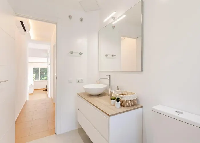 Recien Reformado Con Jardin En Arenal De Castell